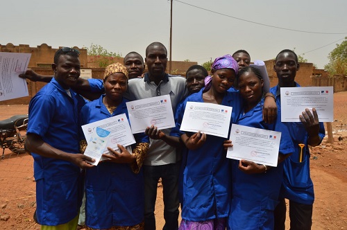 Insertion professionnelle au nord du Burkina Faso : L’ONG CREDO et l’Ambassade de France comblent le déficit des professionnels qualifiés en plomberie sanitaire à Ouahigouya                                                       